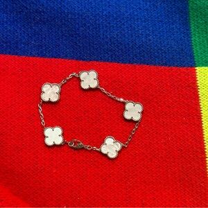 Pink opal clover . Brand new never used